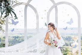 Schloss johannisberg gelblack riesling trocken. Hochzeitsinspiration Der Fruhlingsgottin Flora Im Schloss Johannisberg Christina Und Eduard Photography
