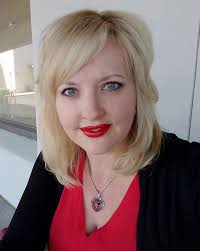 Red dress from Stitchesbypearl with hip padding discussion