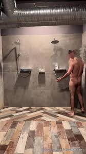 Caught Masturbating in the Gym Shower: German Gay Amateur Porn