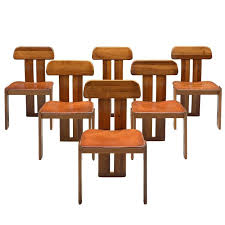 Italian Set Of Six Dining Chairs By Sapporo 1970s In 2020 Walnut Dining Chair Walnut Dining Chairs Leather Dining Room Chairs