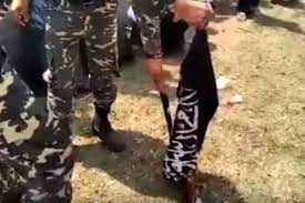 Pertama, perlu kita bedakan antara kalimat tauhid dengan bendera kalimat tauhid. Bendera Tauhid Dibakar Fui Jogja Berharap Jokowi Tobat Nasuha Harianjogja Com