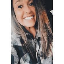 Shauna Ratliff's Instagram, Twitter & Facebook