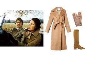 Upon its 1970 premiere, love story became a runaway international hit; Ali Macgraw S Chic Sweater Season Look In Love Story Vogue