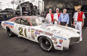 Wood Brothers Gorgeous Nascar Race Cars Race Cars Ford Racing