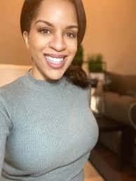 Goodmorning everyone!!! I'll be zooming this morning from home..have a  great weekend!😀