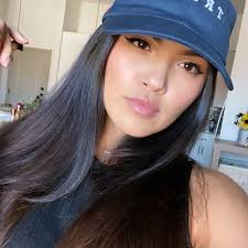 Savanah Hernandez (@SavanahHernandez)