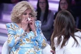 Sandra milo è molto attiva su instagram. Sandra Milo Malata E Irriconoscibile Ho Bisogno Di Lavorare