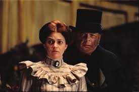 Picture Gallery For The Haunted Mansion Haunted Mansion Mansions American Actress