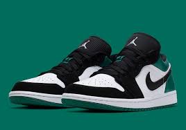 Nike Air Jordan 1 Low Shadow White Atmosphere Grey Black The Air Jordan 1 Low Mystic Green Is Available Now Zapatos Nike Para Damas Zapatillas Jordan Calzado Nike