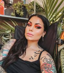 Bailey Sarian Fan Club