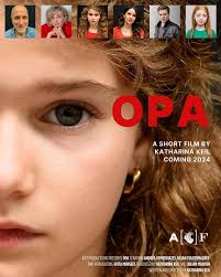 That smile says it all! Gen Papadopoulos is currently living in a lovely  creative bubble just outside Paris while studying at the highly prestigious  Ecole Philippe Gaulier's school. Monsieur Philippe Gaulier has