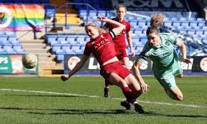 Arsenal Beat Liverpool 5 1 To Return To The Top Of The Wsl Table Two Goals In Two Minutes From Kim Little And Beth Mead Arsenal Ladies Phil Neville Liverpool