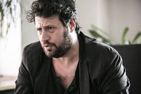 Lófaszt, szükségből próbálsz megint erényt kovácsolni. Puzser Robert