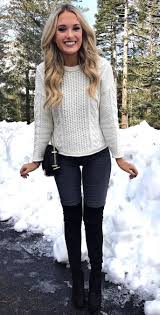 Black Boots With Blue Jeans Womens Winter Outfits White Sweatshirt Blue Jeans And Black Boots Outfit Trendy Outfits Winter Cozy Winter Outfits Outfits