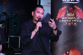 Sila klik link di bawah untuk menonton melalui youtube. Kehangatan Maharaja Lawak Mega 2019 Kembali Membara