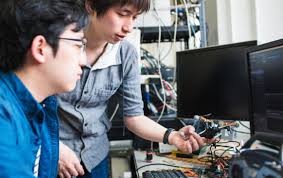 Master's degrees in computer science usually take 2 years to graduate, regardless where you study them. Basic Computer Courses In Singapore Www Bmc Edu Sg