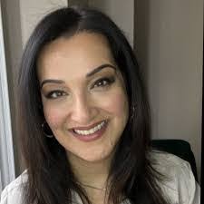 Amy Suski's Instagram, Twitter & Facebook