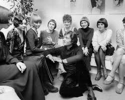 Sassoon academy is world renowned in leading the way in professional education and our training videos and ebooks are an essential choice for those who wish to develop their personal best. How The Arrival Of Vidal Sassoon Changed Yorkville From Hippie To Haute 50 Years Ago The Star