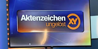 Millionen von zuschauern verfolgen regelmäßig die kurzen einspielfilme mit den von professionellen schauspielern nachgestellten realen kriminalfällen. Aktenzeichen Xy Das Sind Die Falle Am 14 November 2018