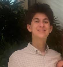 Zach Pearson's Instagram, Twitter & Facebook