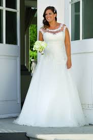 Qualitätsjournalismus mit ganzer leidenschaft für ihre region. Ladybird Brautkleider Shop In Shop Bei Cecile In Kerpen Munchen Buchen Sie Ihren Kostenlosen Termin Unter Fur Ke Kleider Hochzeit Kleid Hochzeit Braut