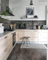 La Cuisine Au Centre De La Maison Est La Piece A Ne Pas Negliger En Deco Refletant Votre Person Cuisines Design Cuisine Minuscule Idee Deco Cuisine Ouverte