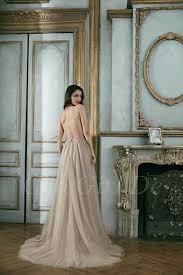 Die romantische ja, du willst! Elegante Ruckenfreies Abendkleid Ballkleid Spaghettitrager Tiefer V Ausschnitt Lang Taupe Tull Blumen