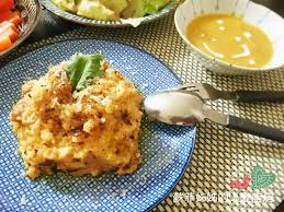 奶香雞肉菇菇燉飯by 蘇菲姊姊的人妻便當日常 recipe savoury dishes recipes meals