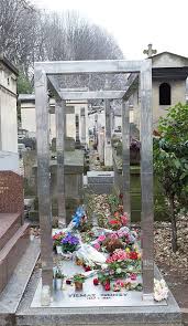 We did not find results for: Spectres Of Trotsky Mavi Boncuk