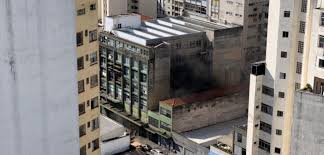 Merci d'avoir partagé cet article avec vos amis. Predio Da Folha De S Paulo Pega Fogo No Centro De Sp Video Brasil 247