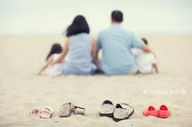 It's always best to take outdoor shots at the beginning of the day when the light is best (and the children aren't too tired). 20 Fun And Creative Beach Photography Ideas