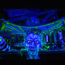 I had seen a few tutorials on this before but knowing what it's like to wear large headpieces for long periods … How Set Designer David Korins Brought Beetlejuice To Broadway Architectural Digest