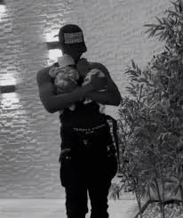 Check spelling or type a new query. Singer Kizz Daniel Finally Shows Off His Twin Boys Jelani And Jalil As They Clock A Month Old Video Yabarightonline