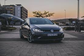 Aktuell werden noch golf und golf variant gefertigt, ende 2019 startet in zwickau die produktion des i.d. 450 Volkswagen Pictures Download Free Images On Unsplash