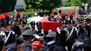 La vicenda ha sollevato un grande cordoglio in tutta italia e sta scatenando il dibattito. Funerali Carabiniere Ucciso Roma