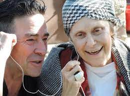 Camila perissé (mar del plata, 1 de enero de 1954) es una actriz y vedette argentina. Camila Perisse Agoniza En Una Clinica Y Su Marido Se Filmo Para Suplicar Ayuda Economica