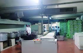 وجبات مسبقة التجهيز للحجاج بدلا عن التقليدية صحيفة مكة