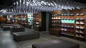 Maybe you would like to learn more about one of these? Shopping A New York Ou Acheter Des Sneakers Et Baskets