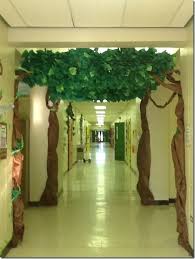 Wow Love The Trees Hanging From The Ceiling Camping Theme Classroom Classroom Tree Paper Tree Classroom