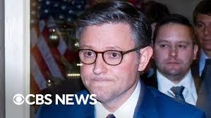 Siena Dean's Instagram, Twitter & Facebook