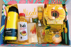 Best Friend Birthday Gift Box Ideas For Her Vsco Box Of Sunshine For My Best Friend Zoekenick Sunshine Gift Birthday Gifts For Best Friend Cute Birthday Gift