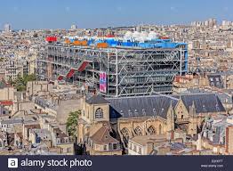 Le centre de contact accompagne les usagers (hors doctorat) dans leurs démarches administratives de la faculté de santé d'université de paris rassemble la majorité des recherches en diabétologie de paris. Frankreich Paris Centre Pompidou Vom Architekten Renzo Piano Richard Rogers Und Gianfranco Franchini Und Saint Merri Kirche Stockfotografie Alamy