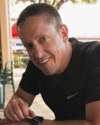 Francis May's Instagram, Twitter & Facebook