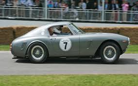 Une troisième sélection de challenges, pris des saisons 10 à 12. New Top Gear Uk Host Chris Evans Is Seriously Into Ferraris