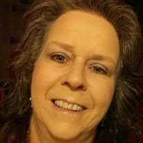 Betty Cryer's Instagram, Twitter & Facebook