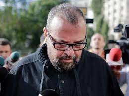 Joi, 03 iunie 2021, ora 10:49. TatÄƒl Unui TanÄƒr De La Colectiv Piedone A Fost Ales Cu Vot Democrativ Protestul E FaÈ›Äƒ De JustiÈ›ie Romania Libera