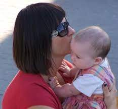 Kontrola autorytatywna ( osoba ): Niezaleznosc Organizacja Powolanie Historia Justyny Mamopracuj