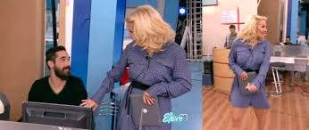 Γεννήθηκε στις 29 οκτωβρίου 1969 στην αθήνα και μεγάλωσε στον κολωνό αττικής. Elenh Menegakh Mexri Ton Trito Mhna Ths Egkymosynhs Den Fainetai H Koilia Instyle Gr