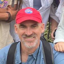 Paul Niles (@PBNiles)