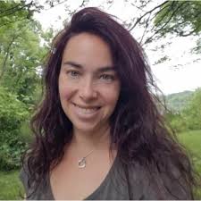 Tracy Debusk's Instagram, Twitter & Facebook